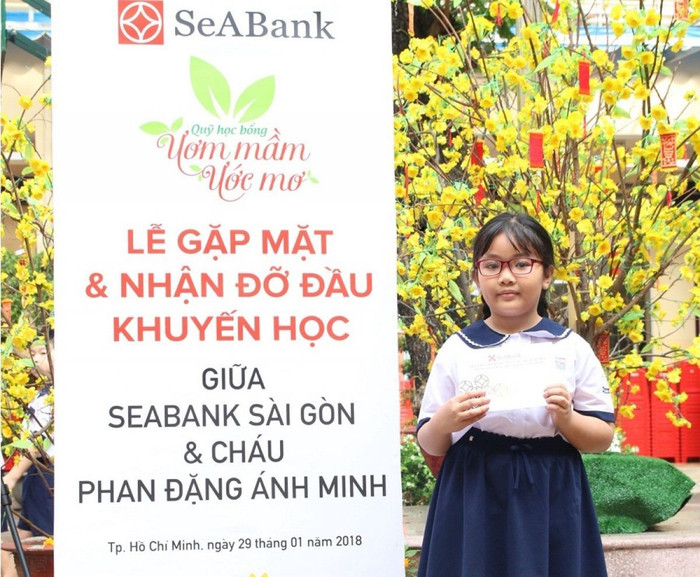 Quỹ khuyến học “Ươm mầm ước mơ" của SeABank tiếp tục hỗ trợ học bổng cho 20 cháu học sinh nghèo hiếu học