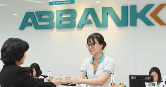 ABBank chào bán hơn 114 triệu cổ phiếu với giá 10.000 đồng/cp