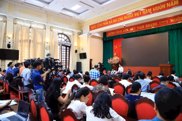 Hà Nội thông tin kết quả chỉ đạo xử lý, khắc phục hậu quả vụ cháy nhà kho Rạng Đông