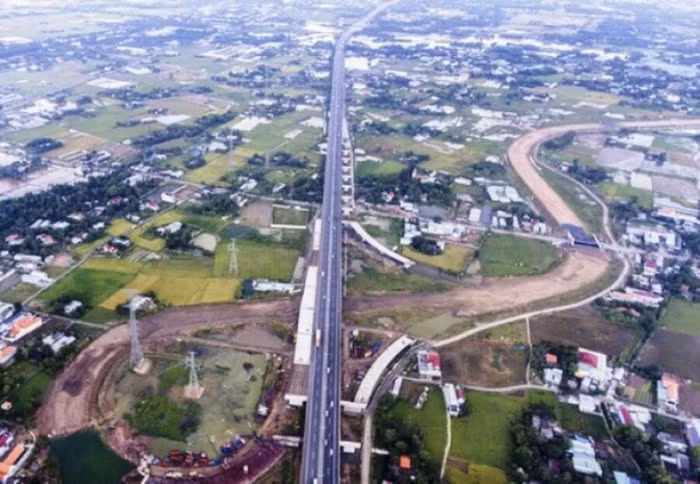 Thiếu vốn, VEC kiến nghị dừng một số gói thầu dự án cao tốc Bến Lức - Long Thành