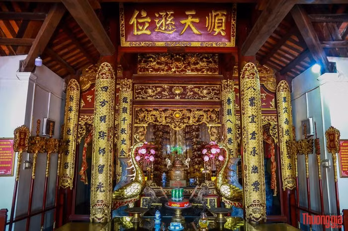 den_tho_ly_chieu_hoang-4