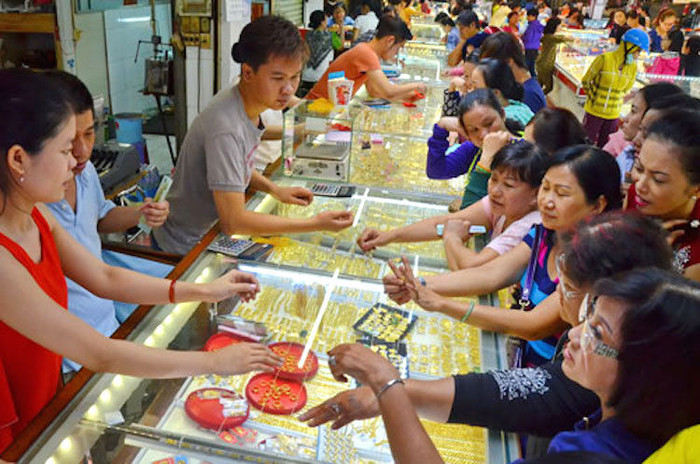 Làm cách nào huy động vàng và ngoại tệ trong dân?