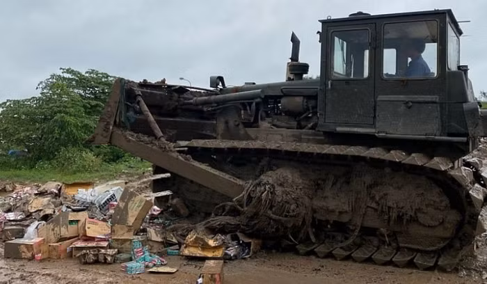 Hải quan Quảng Trị tiêu hủy số lượng "khủng" dược phẩm nhập lậu