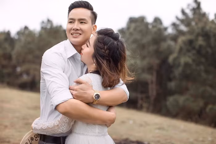 Tiệp Nhàn luôn cảm thấy may mắn vì có vợ đồng hành trong hành trình khởi nghiệp của mình