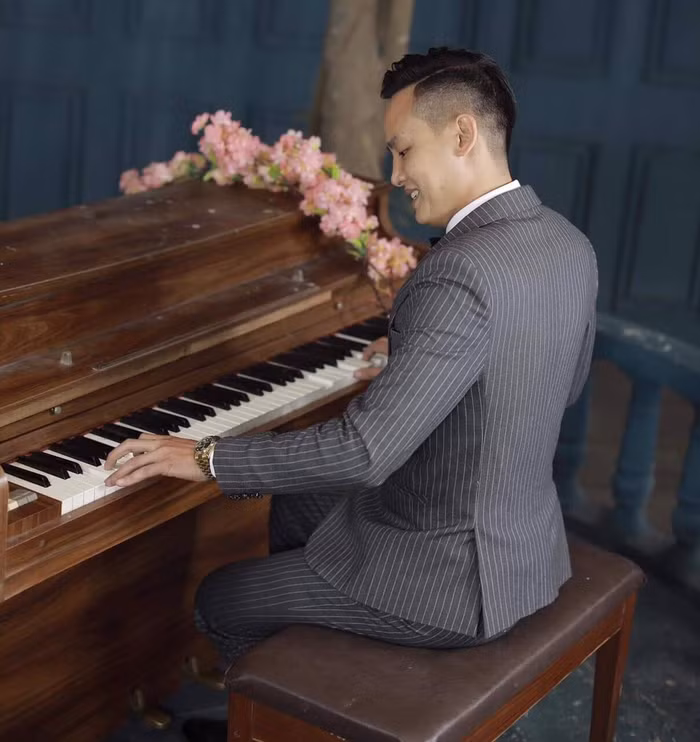 Tuổi trẻ là dám nghĩ, dám làm, thành công cho bạn thành quả, thất bại cho bạn bài học