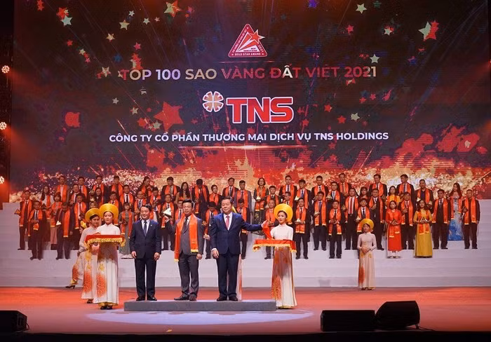 TNS Holdings được vinh danh Top 100 Sao Vàng Đất Việt 2021