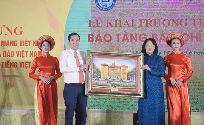 Khai trương Bảo tàng Báo chí Việt Nam