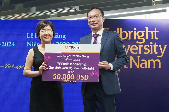 TPBank trao học bổng 50.000 USD cho sinh viên Đại học Fulbright Việt Nam