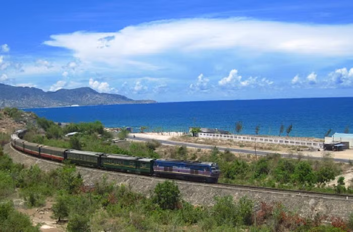 Công ty đường sắt Bình Trị Thiên huỷ đăng ký công ty đại chúng
