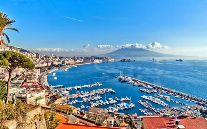 Siêu du thuyền của tỷ phú giàu thứ hai thế giới bị cấm cửa ở Ý