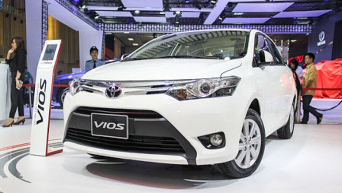 Doanh số xe Toyota bán ra giảm 48% trong tháng 1/2020