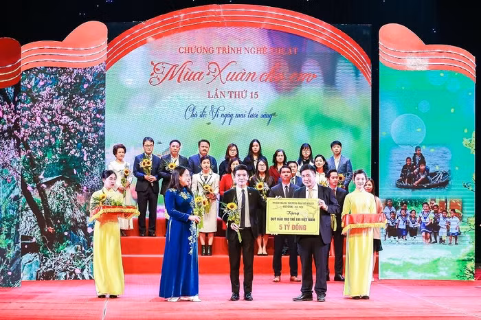 SHB tiếp tục hỗ trợ trẻ em có hoàn cảnh khó khăn trên cả nước