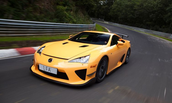 Chiếc xe Lexus LFA Nürburgring Package siêu hiếm được bán với giá 1,6 triệu USD