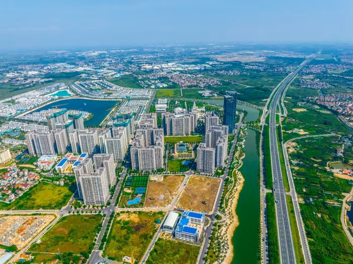 Các khu đô thị kết nối hệ thống giao thông huyết mạch, đường vành đai 3.5 sẽ thu hút cư dân về phía Đông Hà Nội
