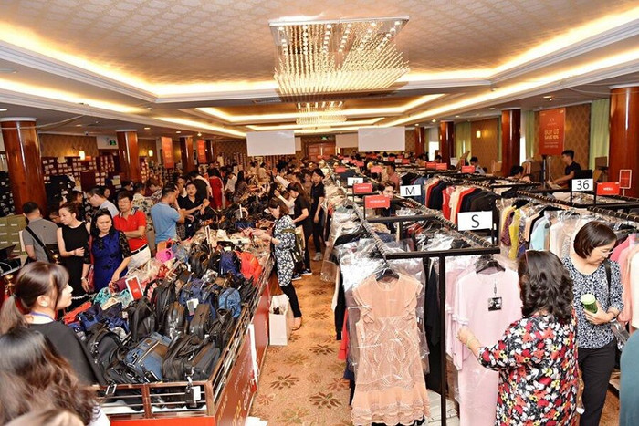 “Đại tiệc” Private sale mùa black Friday 2019 tại DAFC ưu đãi đến 80%++