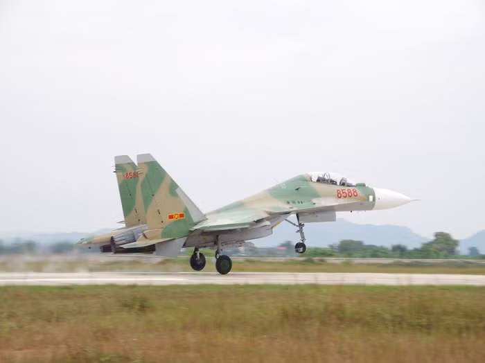 Bắc Giang đề xuất sân bay Kép thành lưỡng dụng, phục vụ cả dân sự