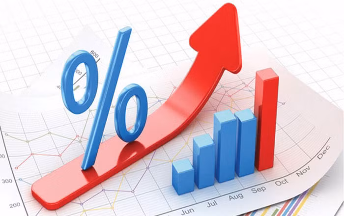 Nhiều ngân hàng đẩy lãi suất huy động lên trên 8%/năm