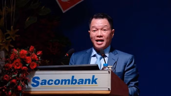Ông Kiều Hữu Dũng từ chức Phó Chủ tịch Sacombank