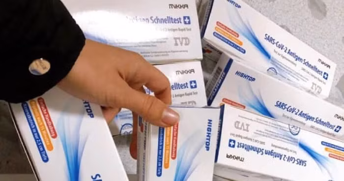 Siết chặt quản lý giá xăng dầu, thiết bị y tế