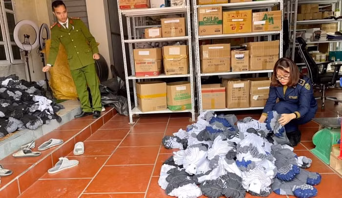 Quản lý thị trường Hải Dương thu giữ nhiều sản phẩm hàng hóa giả mạo nhãn hiệu