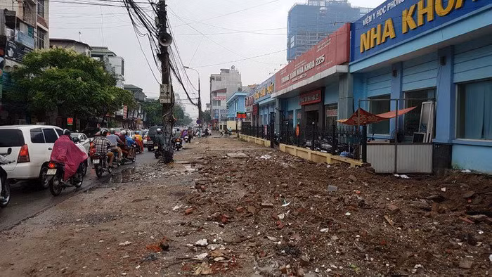 Ngốn 2.000 tỷ, 'đường cong mềm mại' vẫn chưa thành hình