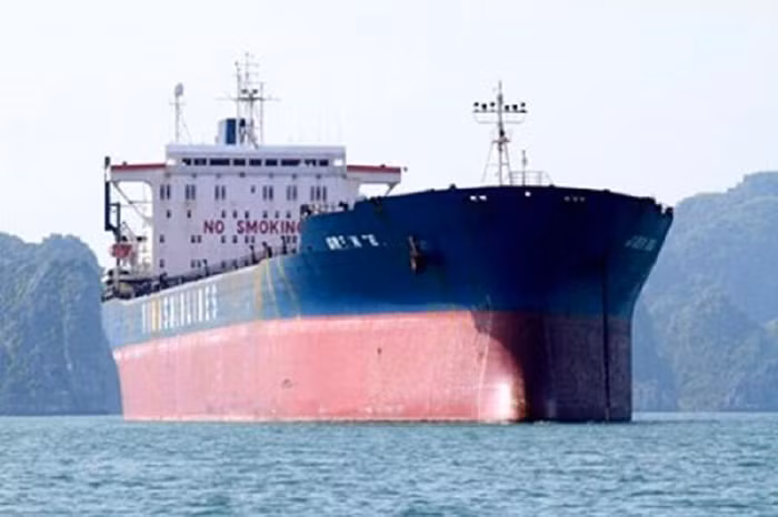 Đã phá sản “đứa con” tai tiếng, Vinalines phải chịu trách nhiệm về các khoản nợ nghìn tỷ?