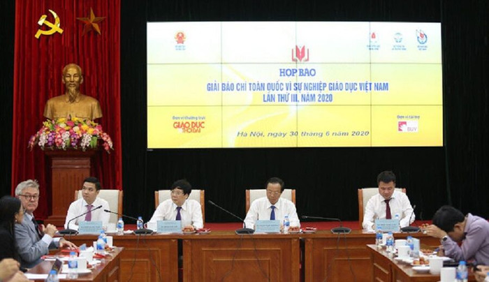 Phát động Giải báo chí toàn quốc “Vì sự nghiệp giáo dục Việt Nam 2020”