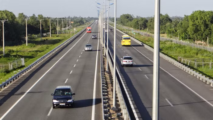 Bộ GTVT nghiên cứu, đề xuất phương án đầu tư đường Vành đai 4 TP. HCM