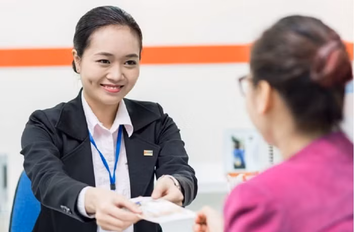 Gửi tiền trúng vàng cùng hàng ngàn quà tặng từ SHB