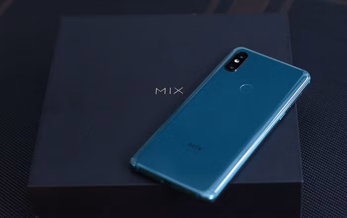 Xiaomi chính thức bán Mi MIX 3 tại Việt Nam với mức giá 12,99 triệu đồng