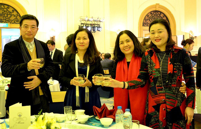 Giao lưu tất niên HBA-VACOD-ĐHQGHN: Thắt chặt quan hệ cung cầu nguồn nhân lực ảnh 10