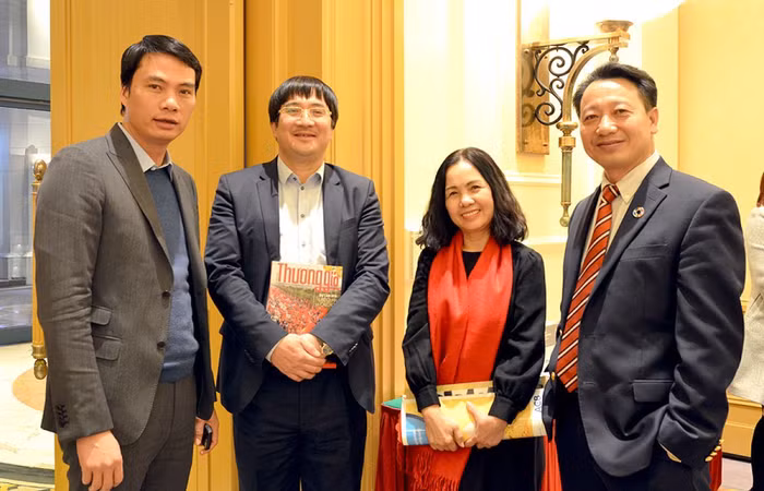 Giao lưu tất niên HBA-VACOD-ĐHQGHN: Thắt chặt quan hệ cung cầu nguồn nhân lực ảnh 6