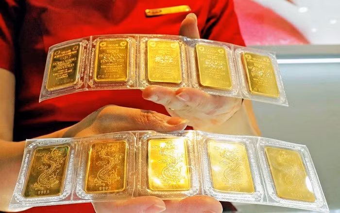 Đồng USD suy yếu, giá vàng bất ngờ tăng trở lại