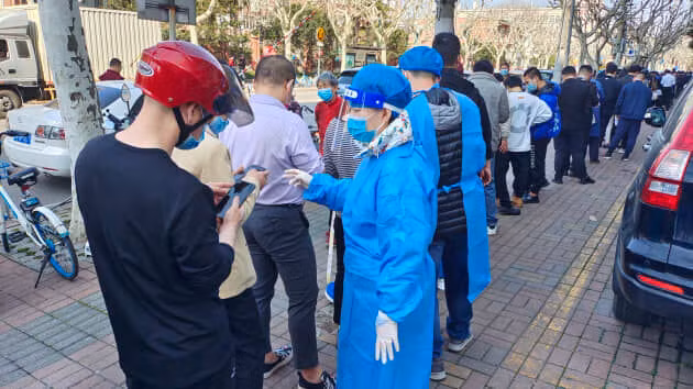 "Thung lũng Silicon Trung Quốc" buộc phải đóng cửa vì Covid-19 tăng đột biến