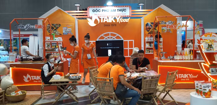 Các hoạt động giới thiệu, tổ chức trình diễn quảng bá văn hóa ẩm thực Việt Nam và quốc tế diễn ra xuyên suốt trong thời gian triển lãm