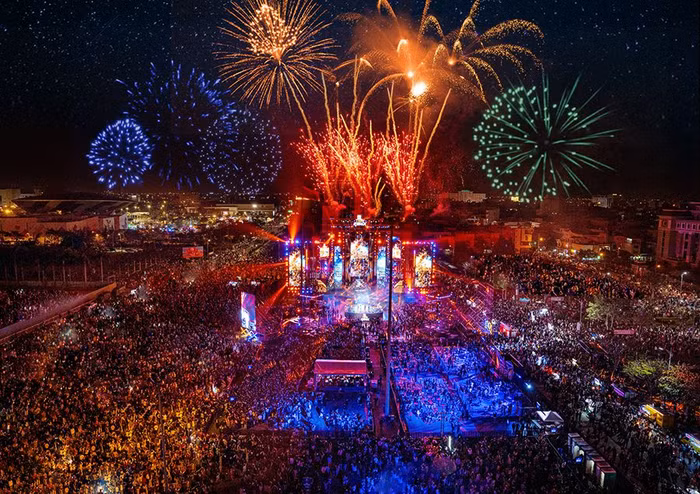  Nghệ sĩ quốc tế CL lần đầu tiên trình diễn tại đại nhạc hội TIGER REMIX 2023 thành phố Hồ Chí Minh