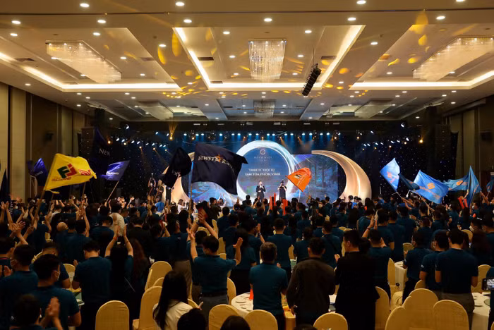 Không khí sôi sục, hào hứng tràn đầy nhiệt huyết tại Lễ Kick off sales dự án MeySenses Lucia Bay Bãi Lữ...