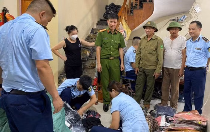 Nhiều sản phẩm giả mạo nhãn hiệu được lực lượng chức năng tỉnh Hà Giang thu giữ