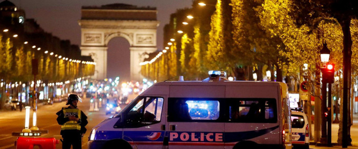 IS thừa nhận tiến hành vụ nổ súng trên Đại lộ Champs-Elysees