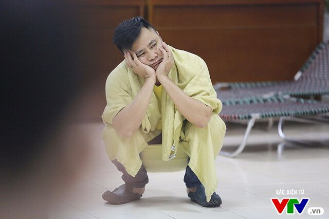 Táo quân 2017: "Táo" Tự Long bị kích động, gây náo loạn buổi tập ảnh 2
