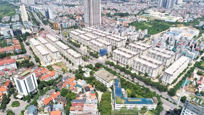 Him Lam Land 