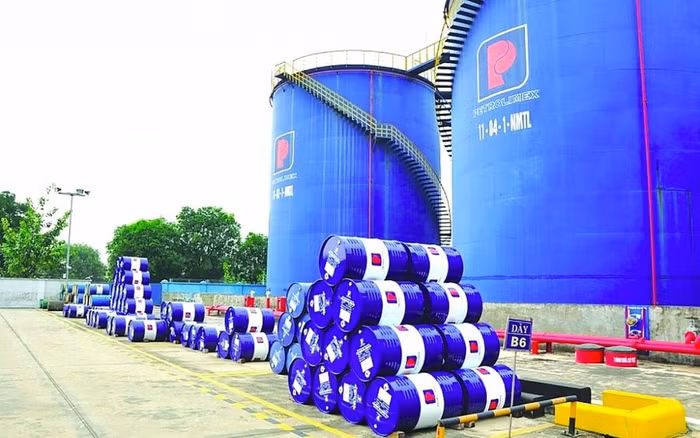 nhập khẩu xăng dầu