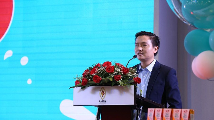 Ông Tạ Ngọc Hùng, Chủ tịch Hội đồng Quản trị, kiêm Giám đốc điều hành Công ty Cổ phần Tập đoàn Vinapro Ông Tạ Ngọc Hùng, Chủ tịch Hội đồng Quản trị, kiêm Giám đốc điều hành Công ty Cổ phần Tập đoàn Vinapro