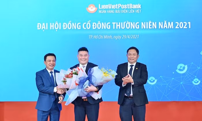 Ông Nguyễn Đức Thuỵ giữ chức Phó Chủ tịch HĐQT LienVietPostBank