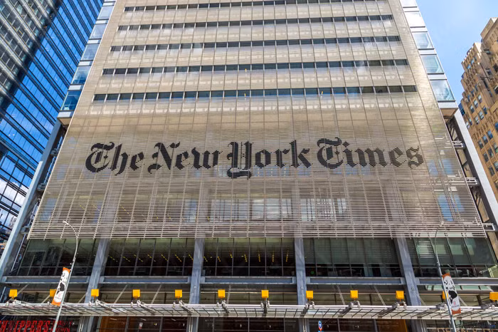 Các hãng truyền thông hàng đầu thế giới lần lượt rời khỏi Hồng Kông