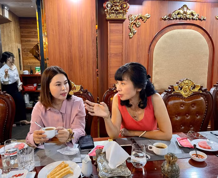 bữa sáng doanh nhân