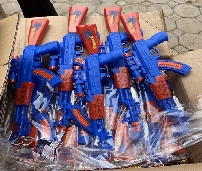 Những loại đồ chơi mang hơi hướng bạo lực có thể ảnh hưởng đến tâm lý của trẻ