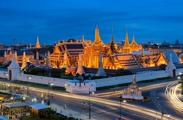 Thái Lan gỡ bỏ hầu hết các hạn chế đi lại, ngoại trừ…