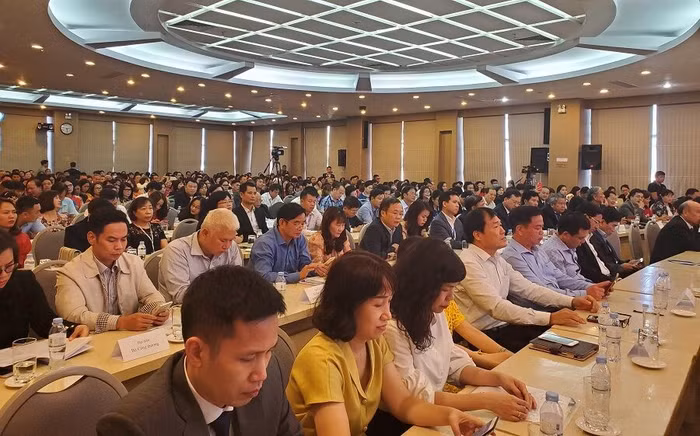 Hàng trăm doanh nhân cả nước về dự lễ kỷ niệm