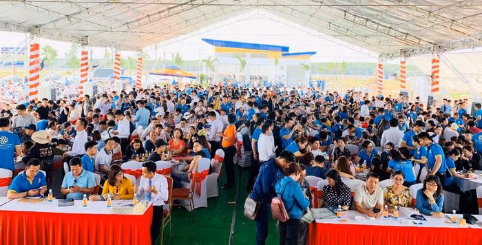 Hơn 1000 khách hàng tham quan tìm hiểu dự án Century City cho thấy sức nóng của dự án trên thị trường bất động sản Long Thành